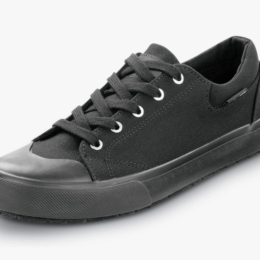 Women’s Max Ventura work shoe size 6